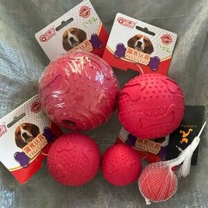 🧶 Interactive Textured Dog Treat Toy Ball